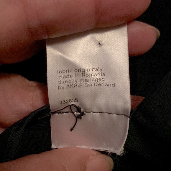 AKRIS
Carol Classic Flat-Front Pants - Picture 8 of 10